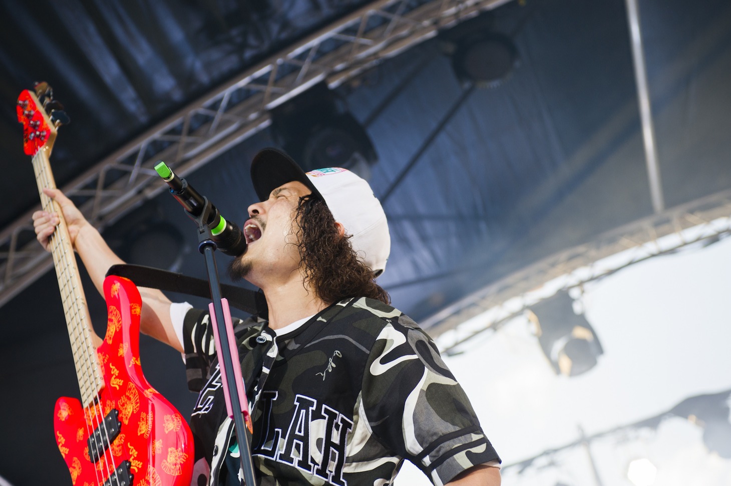 KENTA（Vo, B）（撮影：瀧本 JON... 行秀）