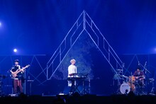 WEAVER（写真提供：アミューズ）