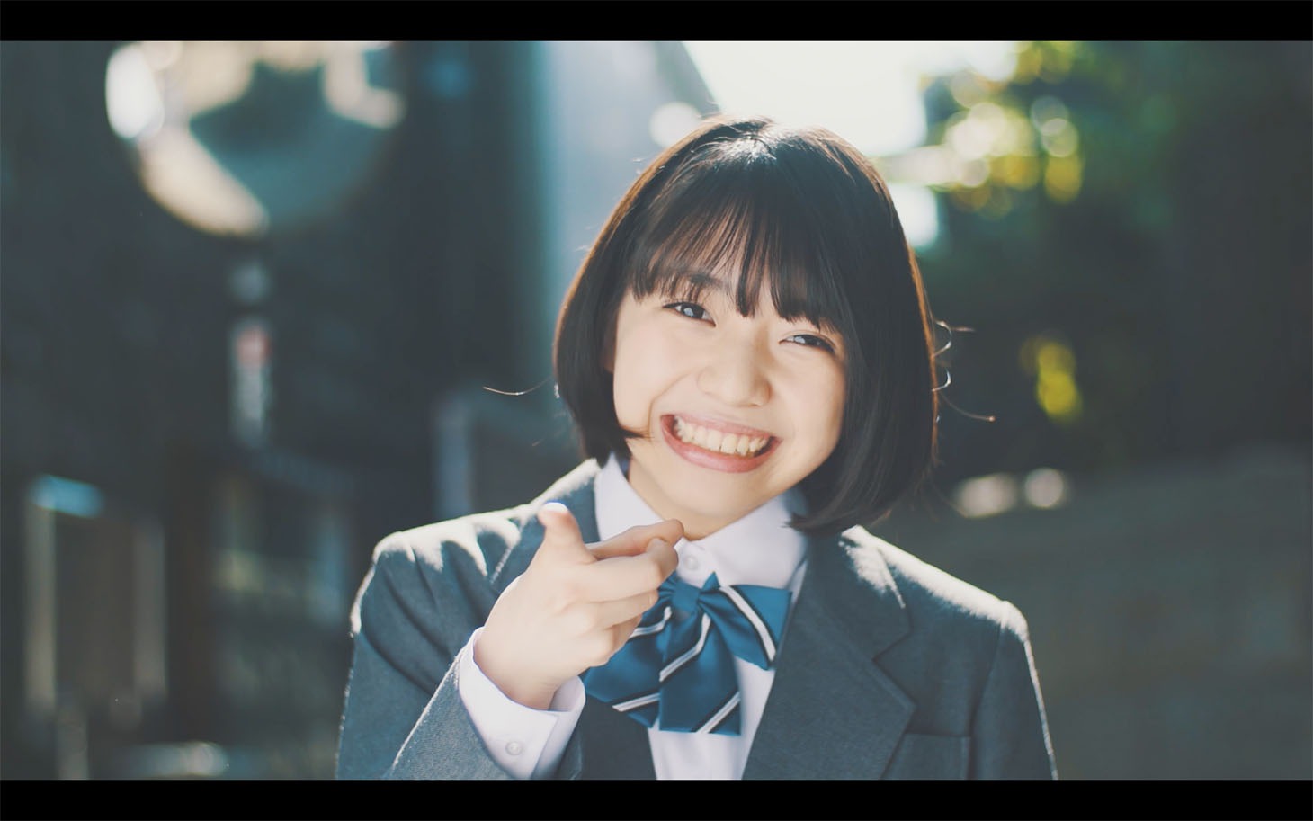 ロッカジャポニカ「タンバリン、凛々」MVのワンシーン。