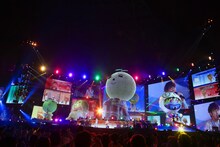 「YUZU 20th Anniversary DOME TOUR 2017 ゆずイロハ」福岡公演の様子。（写真提供：セーニャ・アンド・カンパニー）