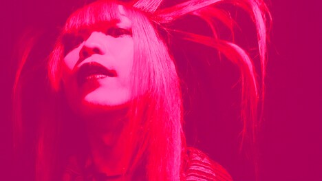 SEX VIRGIN KILLER「Dead End Breaker」ミュージックビデオのワンシーン。