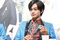 お腹が苦しくなってきた北村匠海。