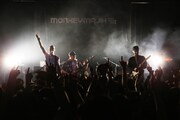 MONKEY MAJIK「MONKEY MAJIK JAPAN TOUR 2017 -LIVE HOUSE 原点回帰-」東京・WWW X公演の様子。（撮影：武裕康）