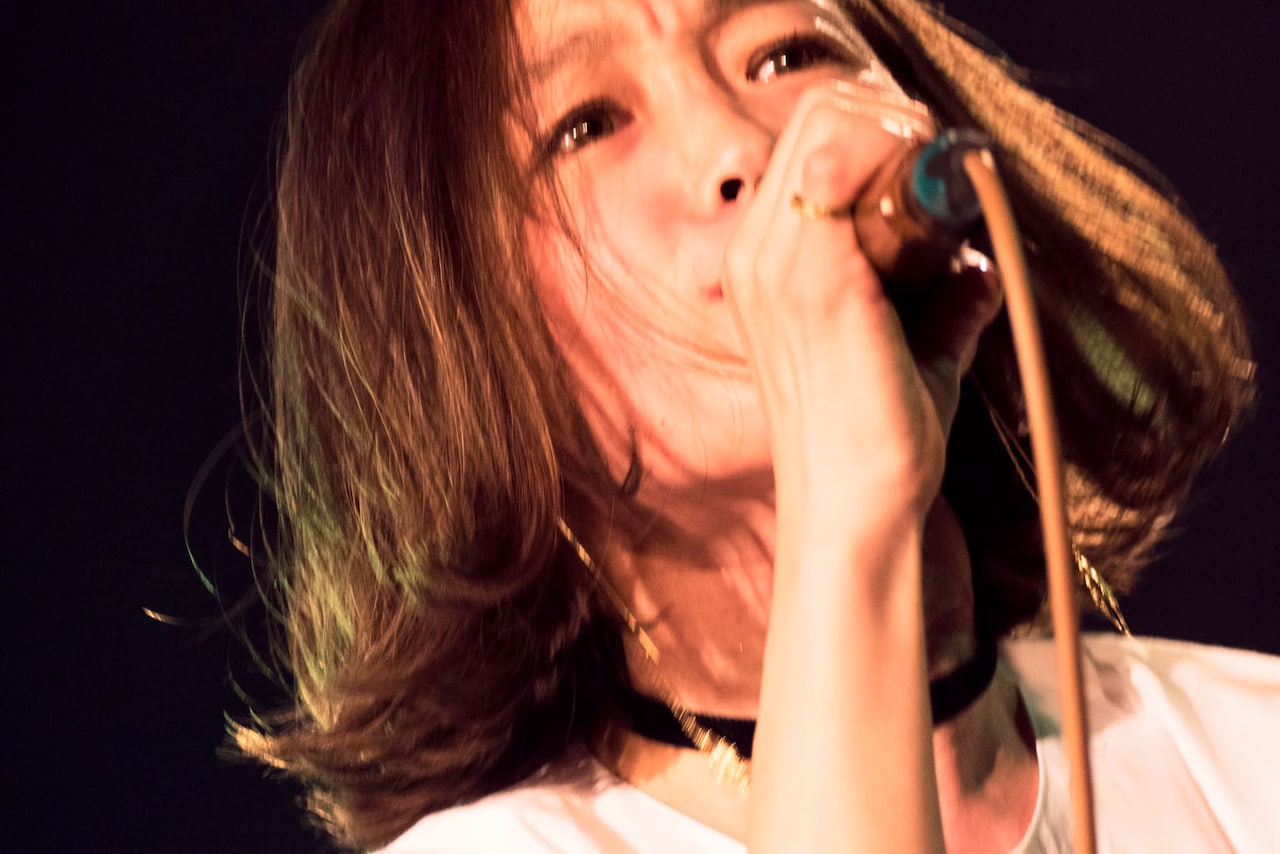 NakamuraEmiのツアー終幕、LIQUIDROOMで聴衆と響かせた決意のYAMABIKO