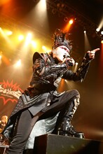 デーモン閣下「DEMON'S ROCK“EXISTENCE”TOUR, DC19」東京・Zepp Tokyo公演の様子。（写真提供：アリオラジャパン）