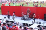 「LOVE GRAMPUS Festa 2017」に出演したクアイフ。(写真提供:EPICレコードジャパン)
