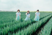 Negicco。左からKaede、Nao☆、Megu。