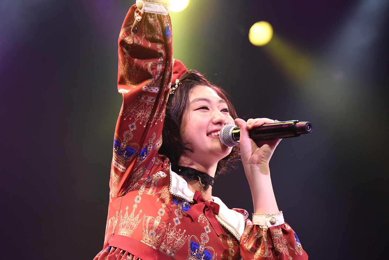 小林歌穂