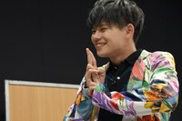 クイズに正解したカイ。