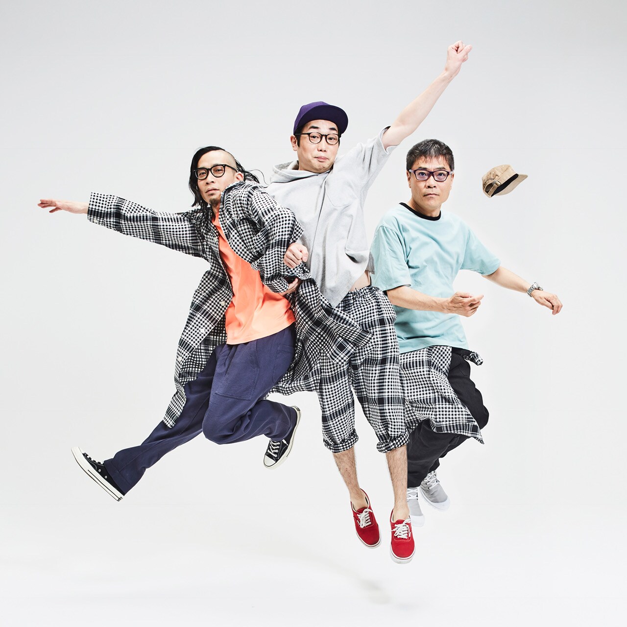 □□□、新たなボーカリストを募集