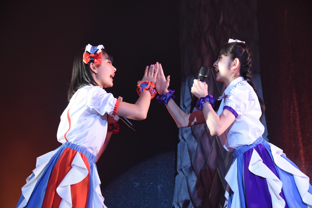 左から上田理子、瀬田さくら。