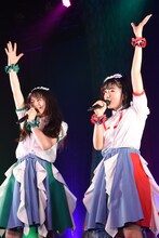 左から希山愛、上田理子。