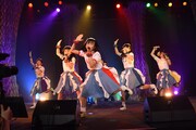 ばってん少女隊「6.10・11スカラエスパシオ大会~梅雨入り前にばってんSTORM!~ROAD to ITSUZAI~」の様子。