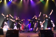 ばってん少女隊「6.10・11スカラエスパシオ大会～梅雨入り前にばってんSTORM!～ROAD to ITSUZAI～」の様子。