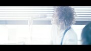 INORAN「Ride the Rhythm」ミュージックビデオのワンシーン。