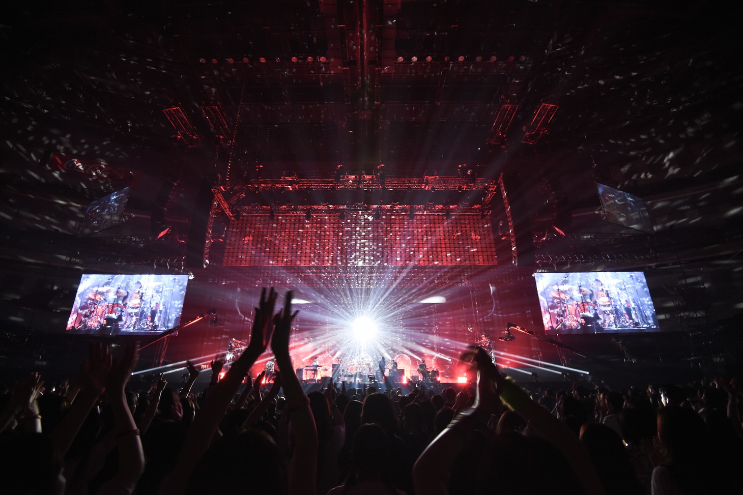 「back number "All Our Yesterdays Tour 2017"」埼玉・さいたまスーパーアリーナ公演の様子。（撮影：佐藤祐介）