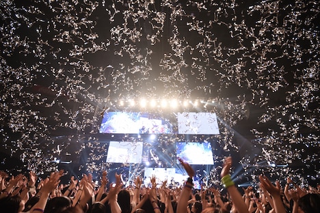 「back number "All Our Yesterdays Tour 2017"」埼玉・さいたまスーパーアリーナ公演の様子。（撮影：佐藤祐介）