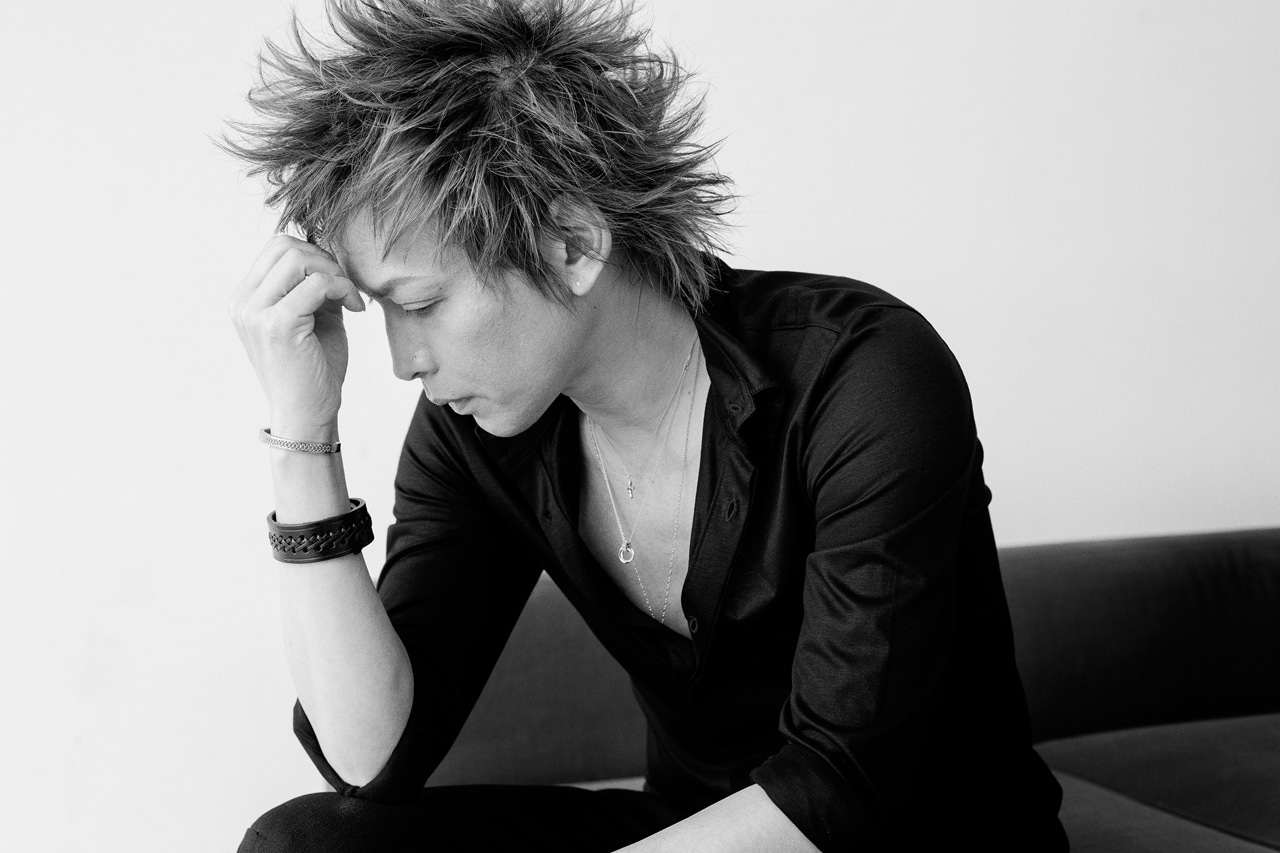 INORAN、デビュー20周年で“静と動”のセルフカバーアルバム