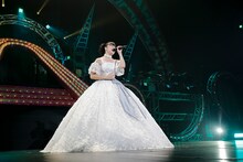 佐々木彩夏「AYAKA-NATION 2016 in 横浜アリーナ」の様子。（photo by HAJIME KAMIIISAKA）