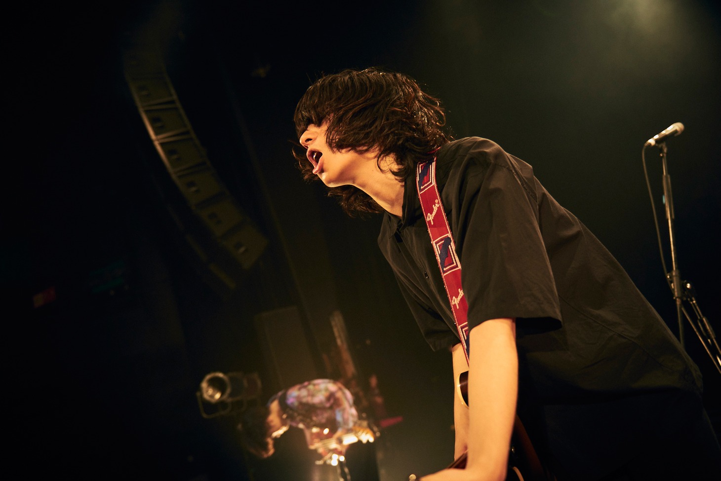 尾崎世界観（クリープハイプ）（Photo by TAKESHI SHINTO）