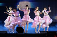 「℃-ute ラストコンサート in さいたまスーパーアリーナ ～Thank you team℃-ute～」の様子。（写真提供：アップフロント）