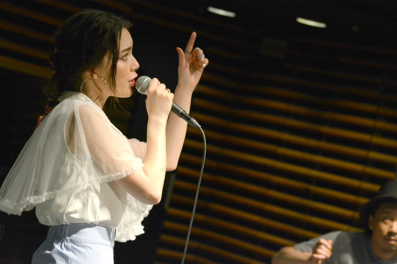 安田レイ「"Good Luck" LIVE」でノラ・ジョーンズ＆BONNIE PINKカバー