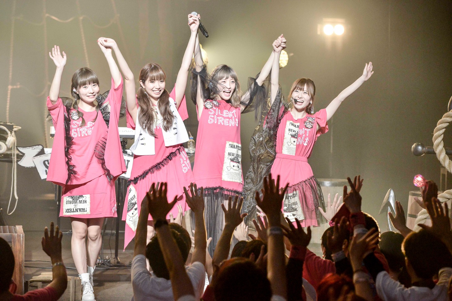 SILENT SIREN（Photo by Rui Hashimoto [SOUND SHOOTER]）