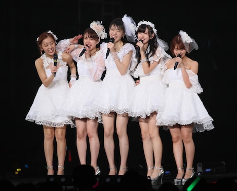 「℃-ute ラストコンサート in さいたまスーパーアリーナ ～Thank you team℃-ute～」の様子。（写真提供：アップフロント）