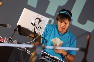 藤田琢己 a.k.a DJ SHOCK-PANG