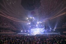 超特急の武道館公演の様子。