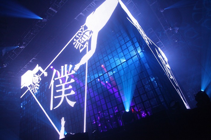 「amazarashi 360° LIVE『虚無病』」の様子。