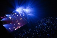 amazarashi「amazarashi Live Tour 2017『メッセージボトル』」の様子。