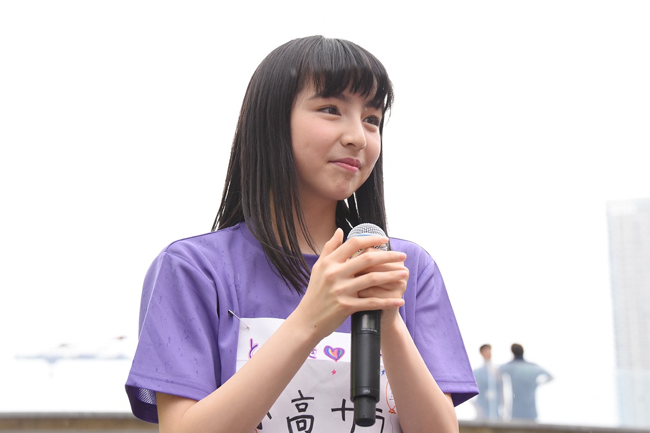 小高サラ
