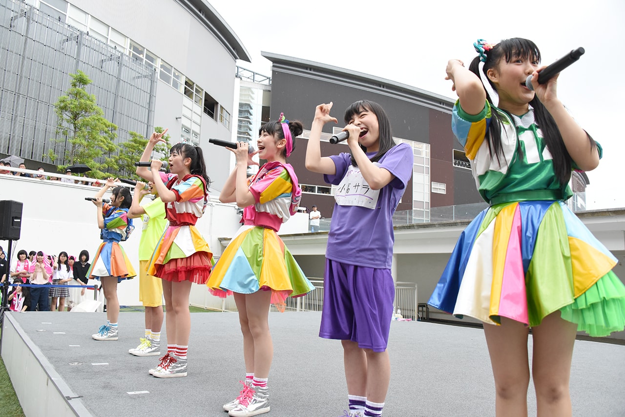 ときめき▽宣伝部「ときめき▽宣伝部 ～5th SEASON～ 大胆 震撼 烈火のごとく襲来ドーン！ツアー！リターンズ」東京・ららぽーと豊洲シーサイドデッキ メインステージ公演の様子。
