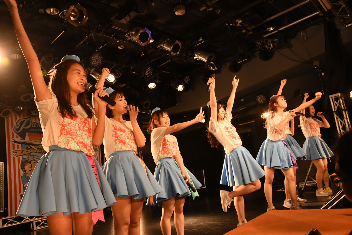 「青年も、大志を抱け！ツアー」神奈川・新横浜 NEW SIDE BEACH!!公演の様子。（撮影：古川朋久）