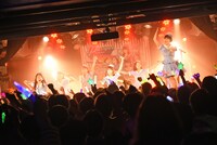 「青年も、大志を抱け！ツアー」神奈川・新横浜 NEW SIDE BEACH!!公演の様子。（撮影：古川朋久）