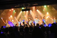「青年も、大志を抱け！ツアー」神奈川・新横浜 NEW SIDE BEACH!!公演の様子。（撮影：古川朋久）