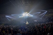 「miwa ARENA tour 2017 "SPLASH☆WORLD"」さいたまスーパーアリーナ公演の様子。（撮影：古溪一道）