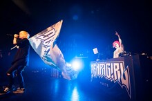 電波少女ワンマンライブ「EST.」の様子。（撮影：冨田望）