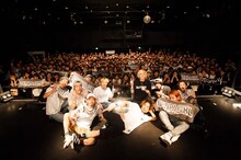 電波少女ワンマンライブ「EST.」の様子。（撮影：冨田望）