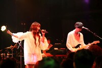 Salley「Salley Live Tour 2017 『Clear』」東京・WWW公演の様子。（撮影：當摩果奈絵）