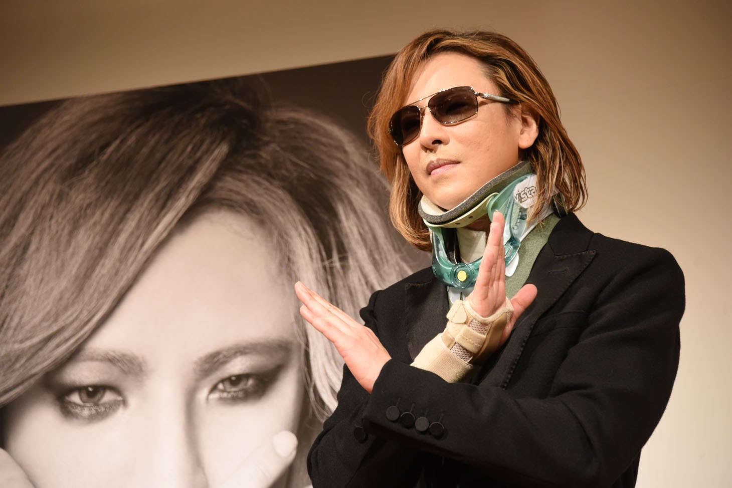 YOSHIKI