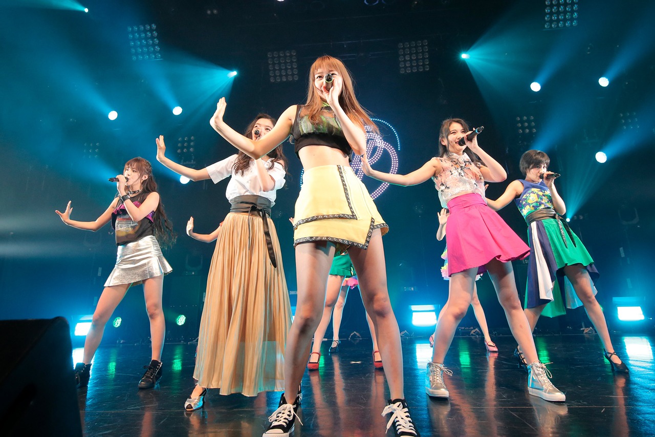 「東京パフォーマンスドール 4th Anniversary ダンスサミット」初日公演の様子。（写真提供：EPICレコードジャパン）