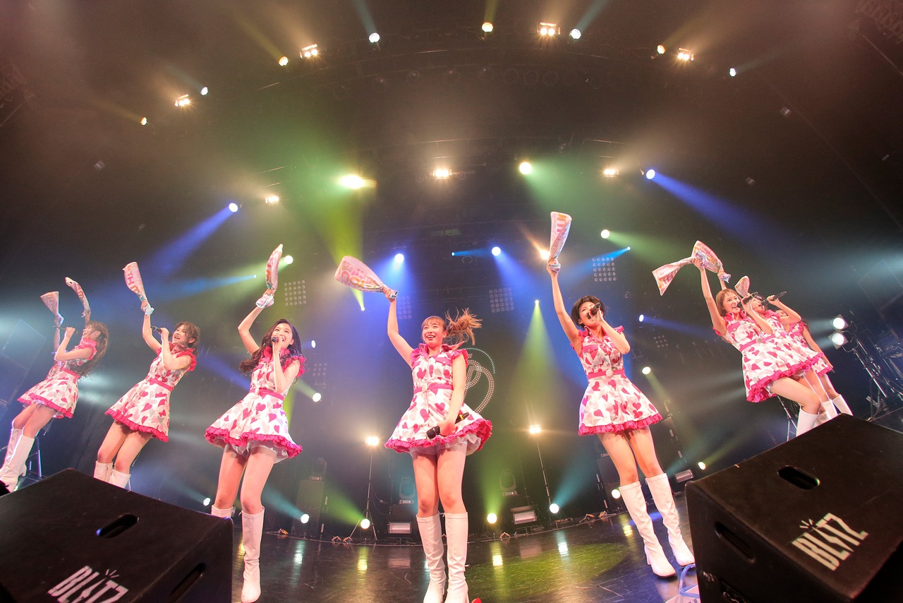 「東京パフォーマンスドール 4th Anniversary ダンスサミット」初日公演の様子。（写真提供：EPICレコードジャパン）