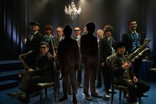 「氷結ICEBOX『あたらしくいこう 2017』高橋一生×浜野謙太編」のティザービジュアル。