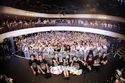 イヤホンズ2周年記念LIVE「月世界旅行楽団」の様子。(撮影:中島たくみ)