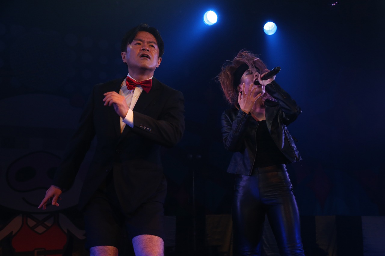 「Rusty Nail」を熱唱する由愛可奈（右）。