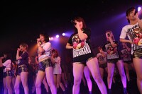 恵比寿★マスカッツ 喜怒愛楽ツアー「全国イク行く～▼」最終公演の様子。（写真提供：ポニーキャニオン）