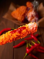 ケンタッキーフライドチキンの新商品「レッドホットシュリンプ」。