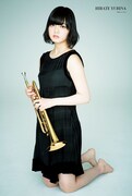 「BRODY」2017年8月号に付属する平手友梨奈(欅坂46)のポスター。